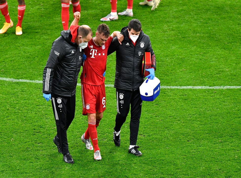 <p>Kimmich sufrió daño en los meniscos de su rodilla derecha en una jugada con el delantero Erling Haaland del Borussia Dortmund.</p>