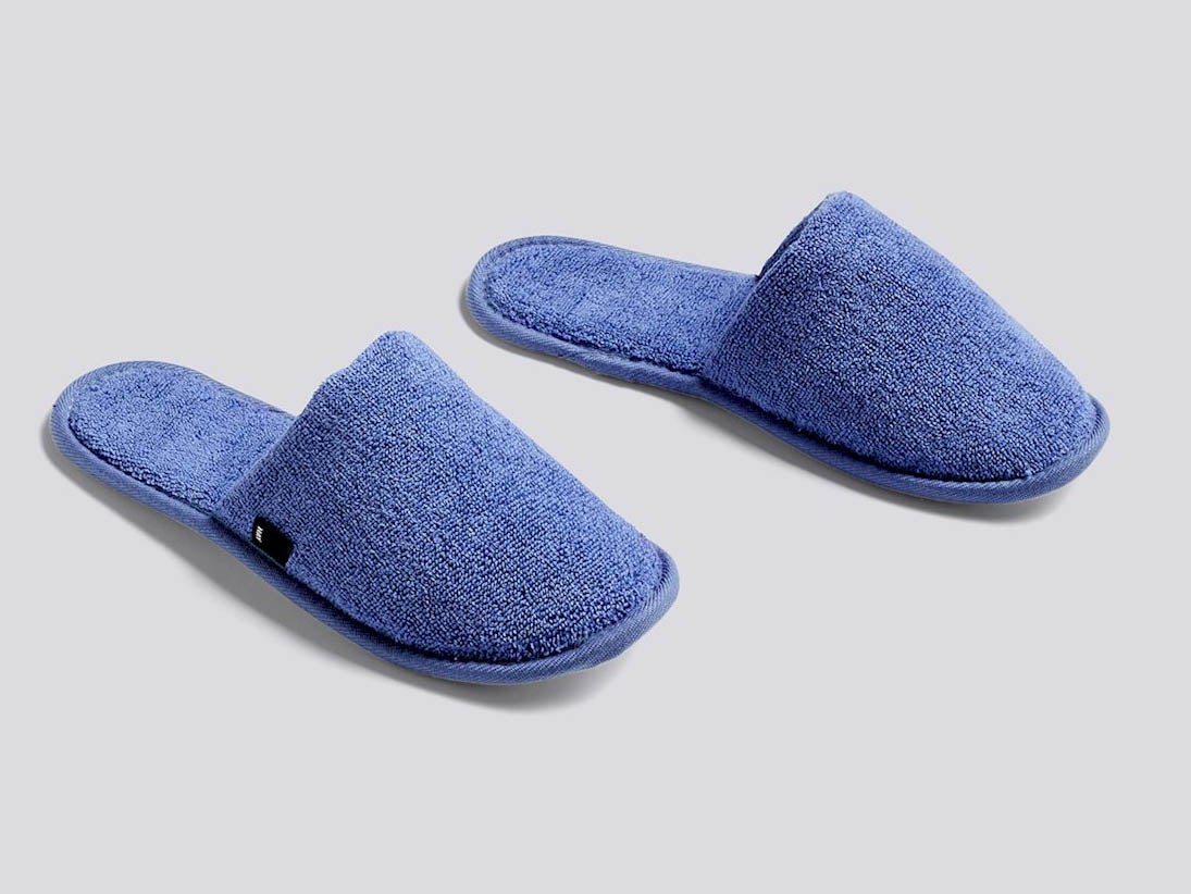 warmest slippers for cold feet men's