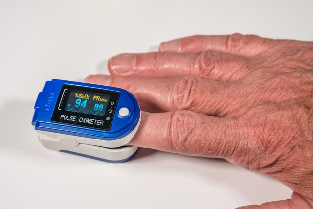 <p>An oximeter can detect a sharp drop in blood oxygen levels</p>