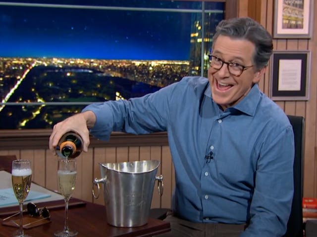 Stephen Colbert celebró la victoria de Joe Biden en su programa el lunes por la noche