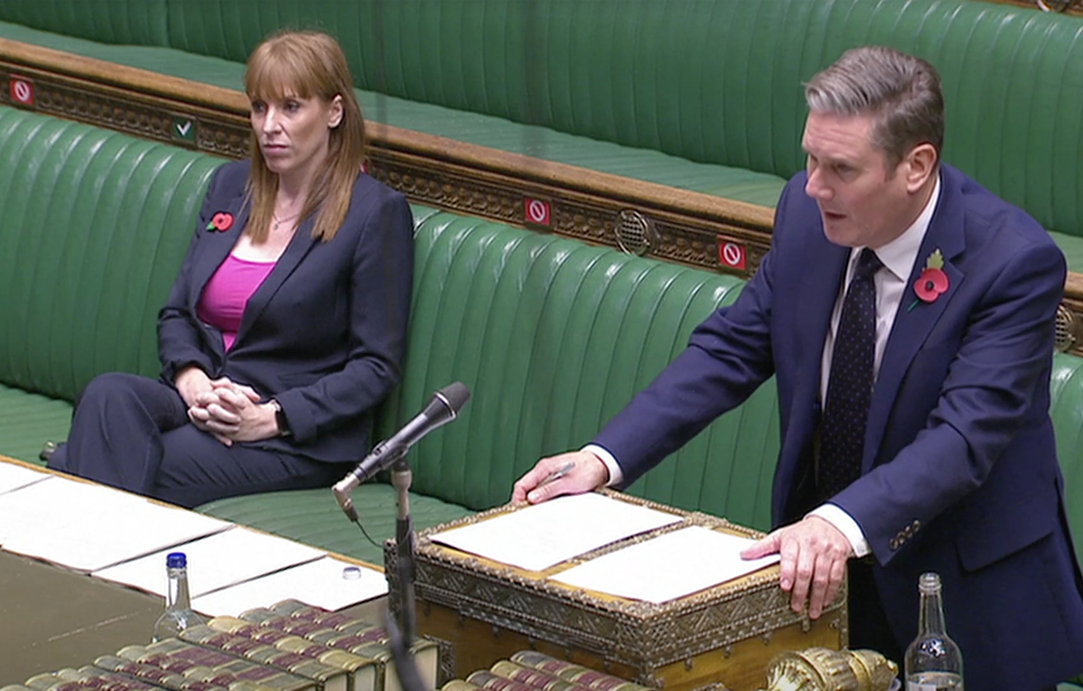 Starmer asks the questions in parliament
