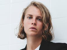 Marika Hackman: ‘My fanbase is baby gays, straight guys and old dudes’