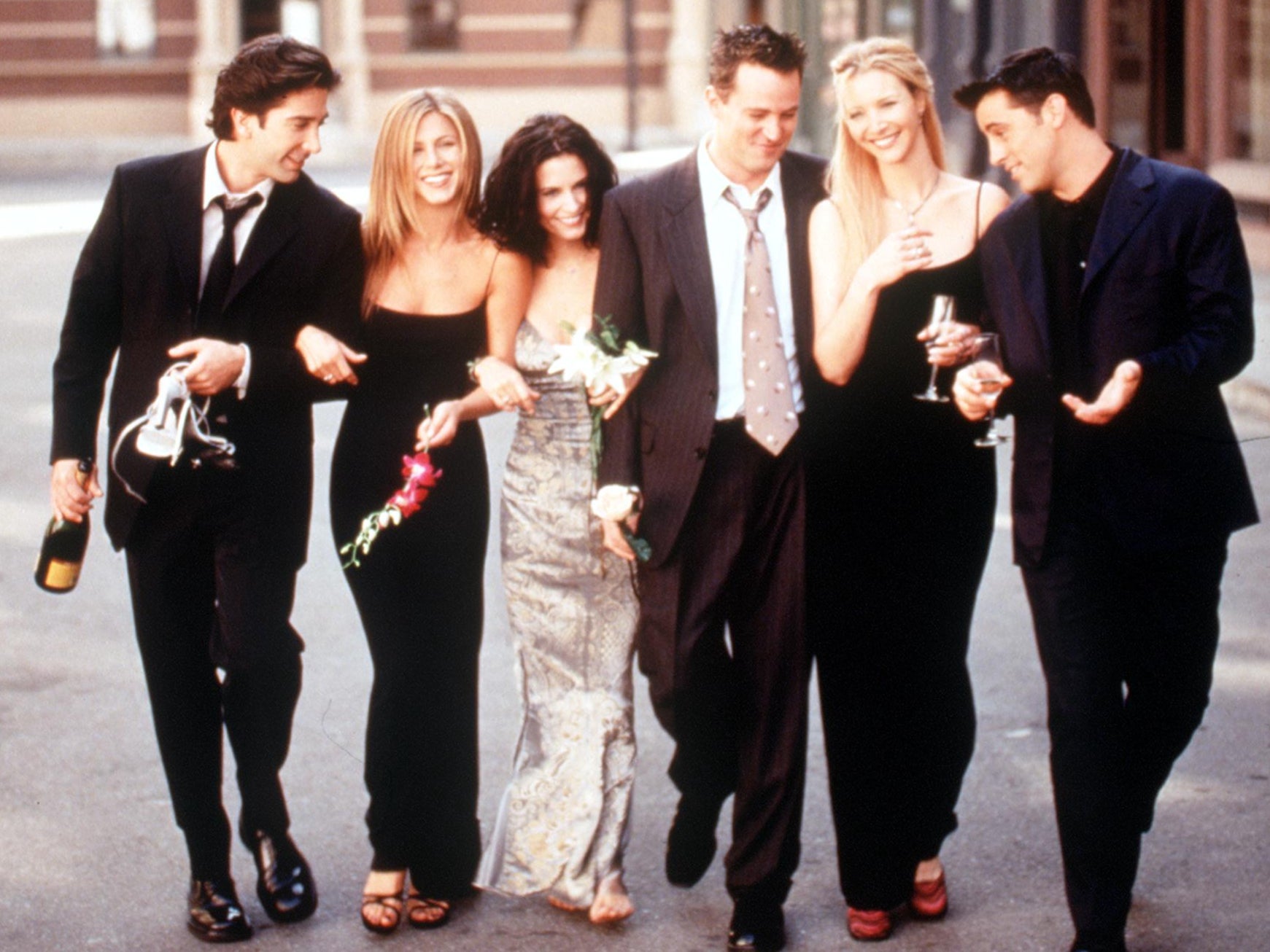 David Schwimmer, Jennifer Aniston, Courteney Cox, Matthew Perry, Lisa Kudrow, and Matt LeBlanc in a promo shot