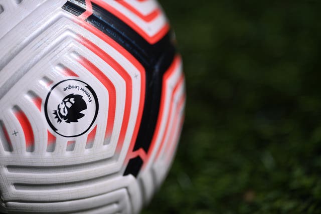 La policía arrestó a un futbolista de la Premier League el miércoles bajo sospecha de encarcelamiento falso y violación