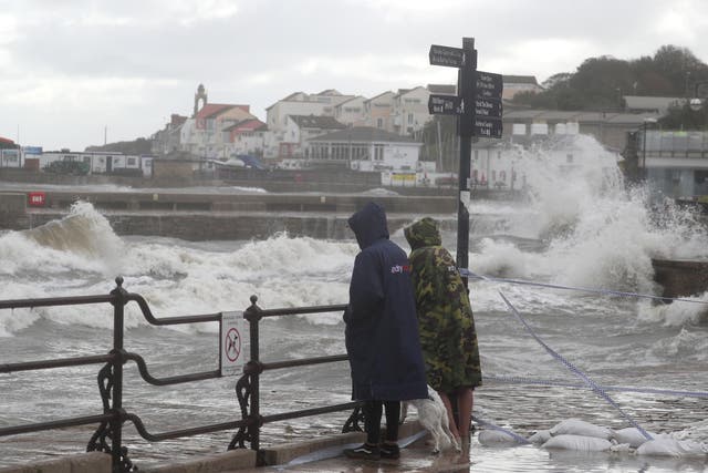 Heavy rain and strong winds are set to batter the UK throughout the weekend