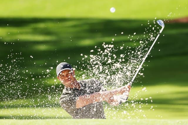 Tiger Woods tees off at 7:35pm on Friday in a delayed start to round two