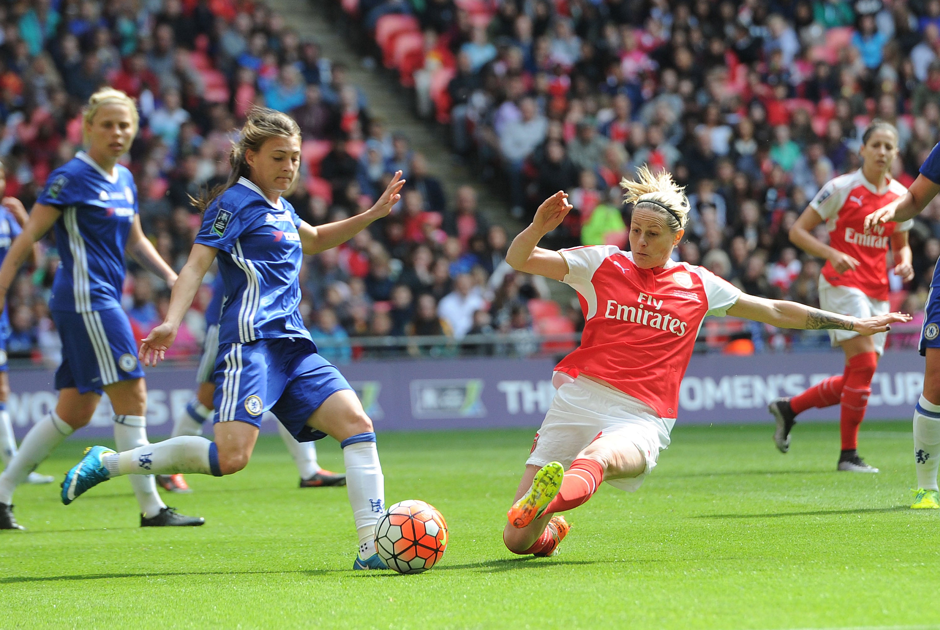 Kelly Smith in action for Arsenal in the 2016 FA Cup final against Chelsea