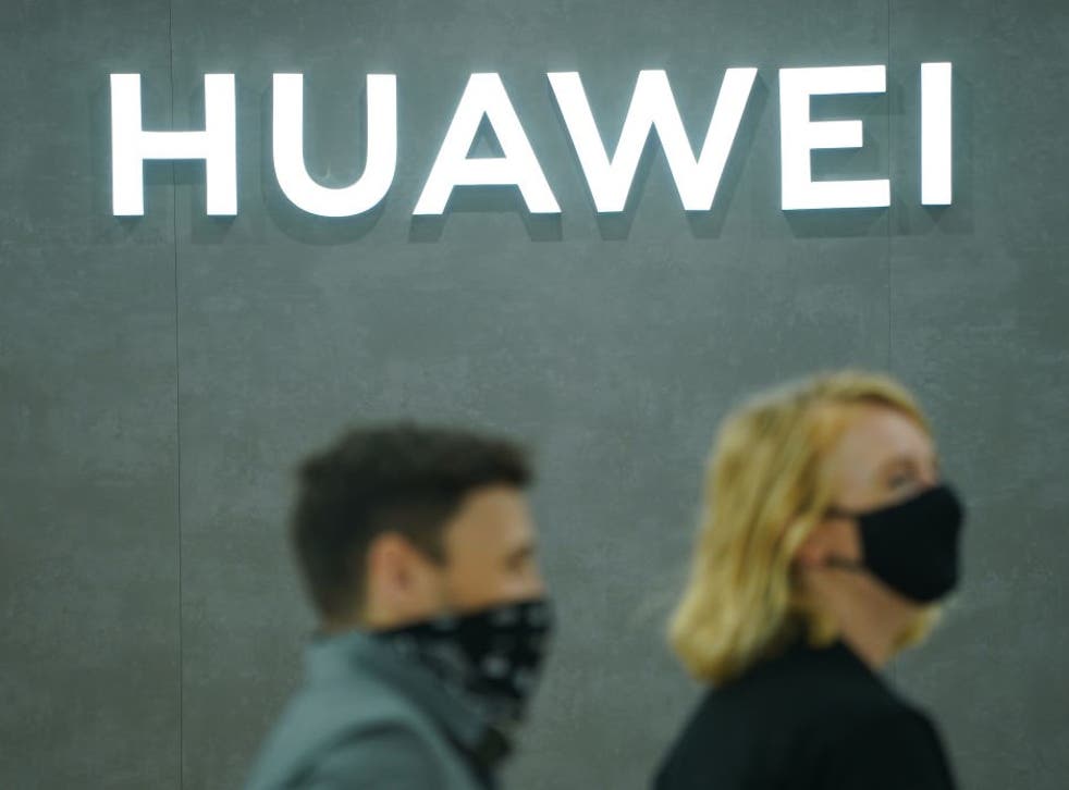 <p>Reino Unido anunció que retirará por completo todos los equipos de Huawei de su red 5G para 2027</p>