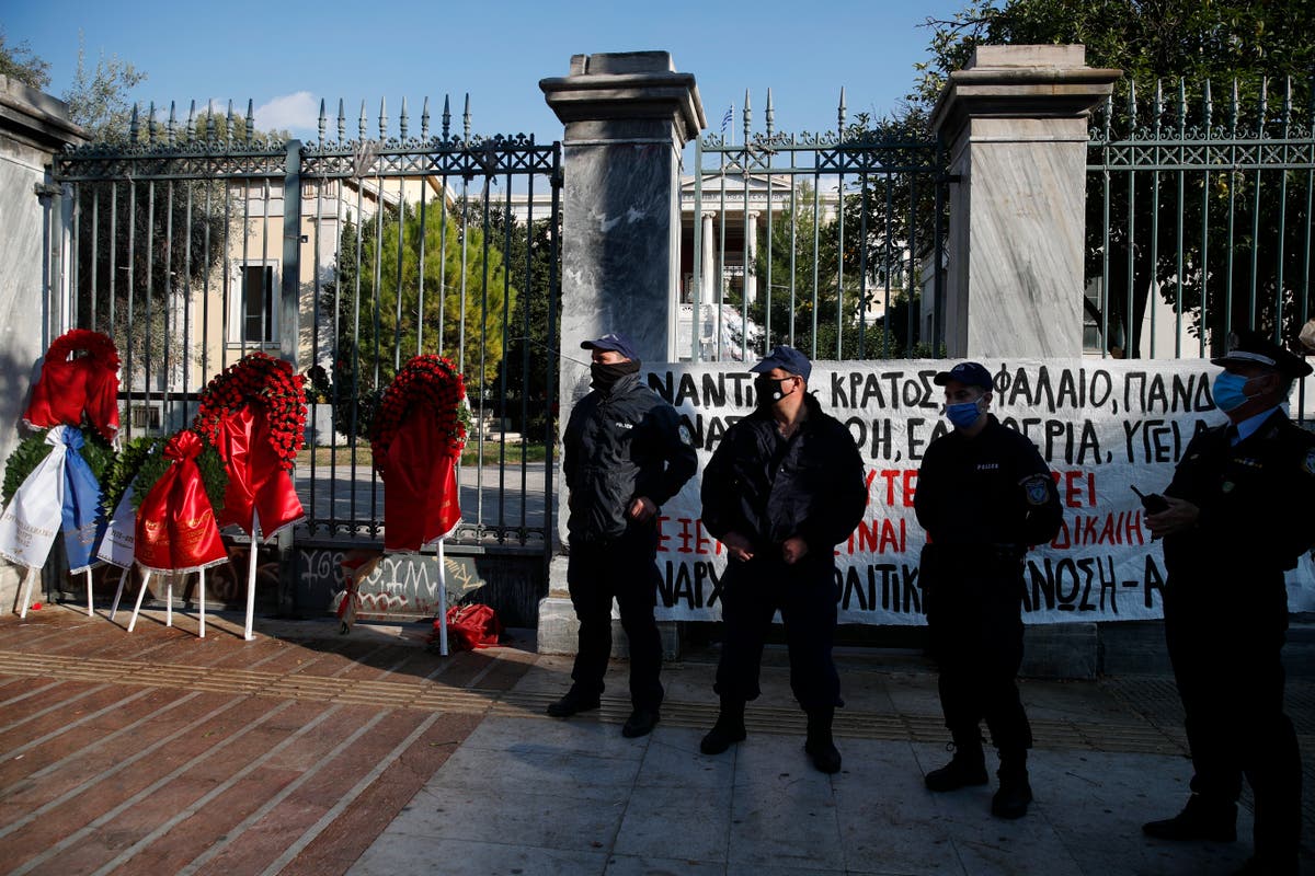 Thousands of police deploy on Greek uprising anniversary