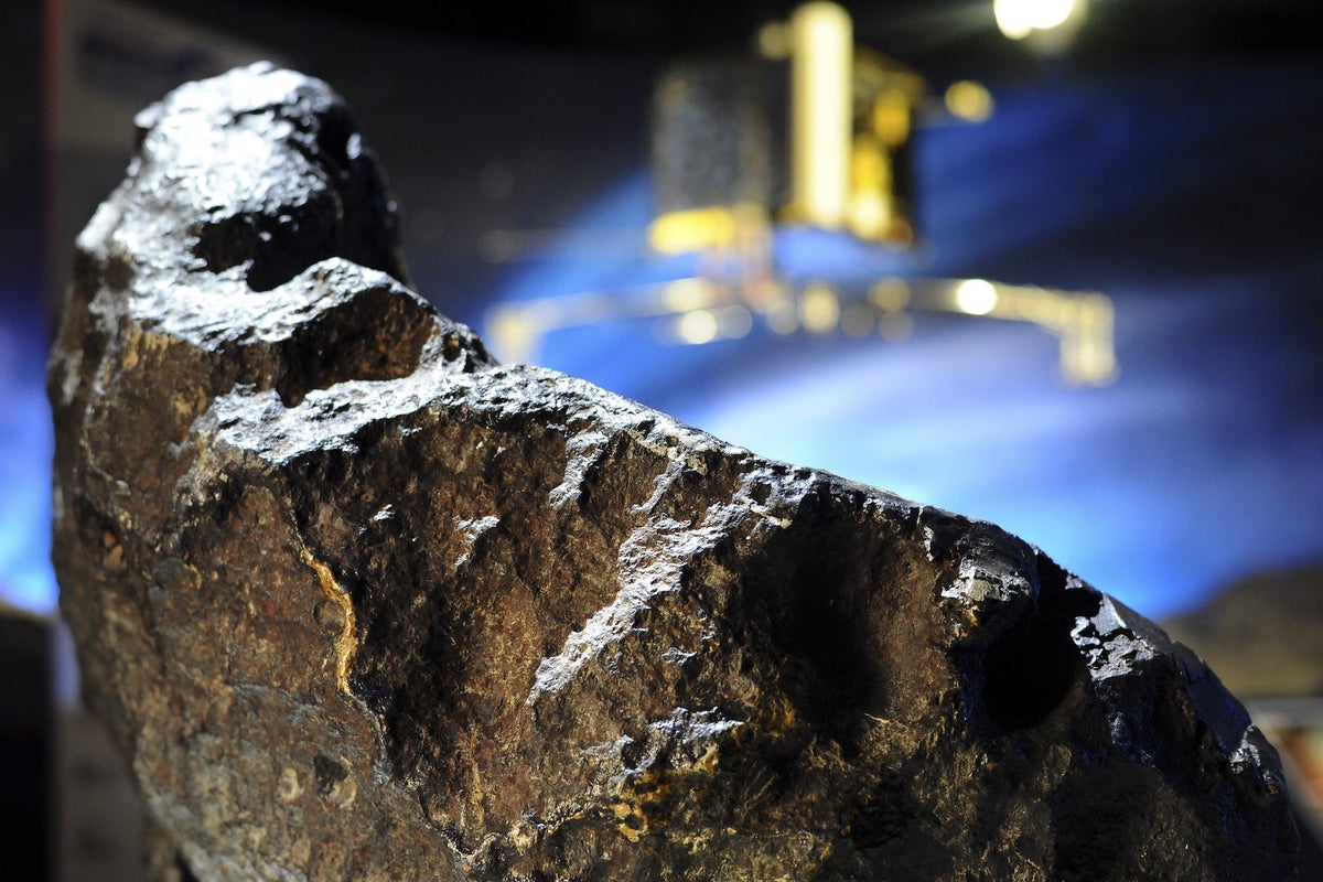 The building blocks of life can form even without stars or planets ...