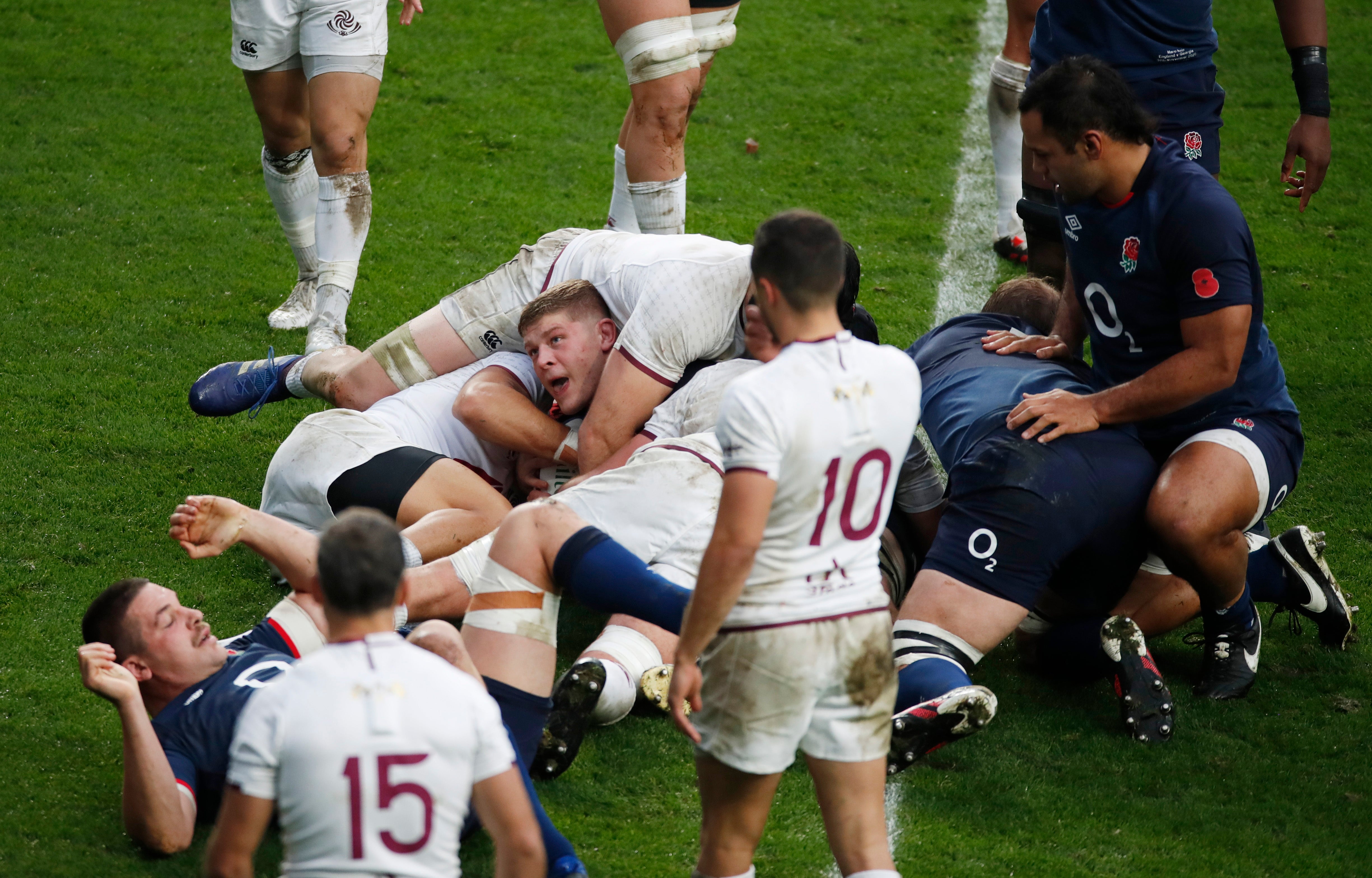 Willis scored his maiden England try 13 minutes into his debut