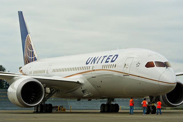 Autorizado para despegar: un Boeing 787 de United Airlines