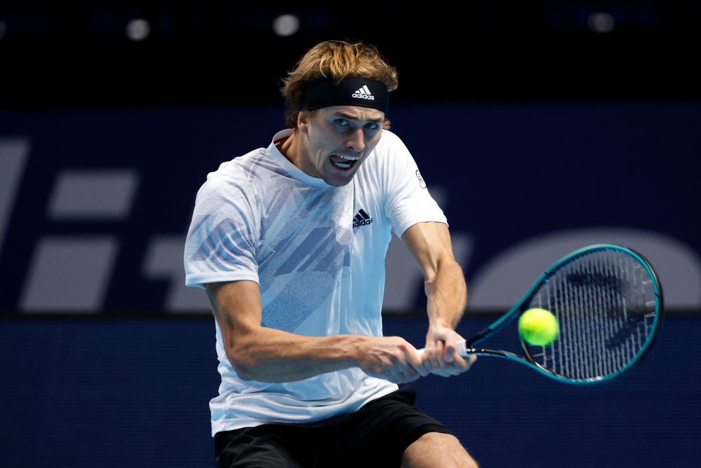 Alexander Zverev hits a backhand against Daniil Medvedev