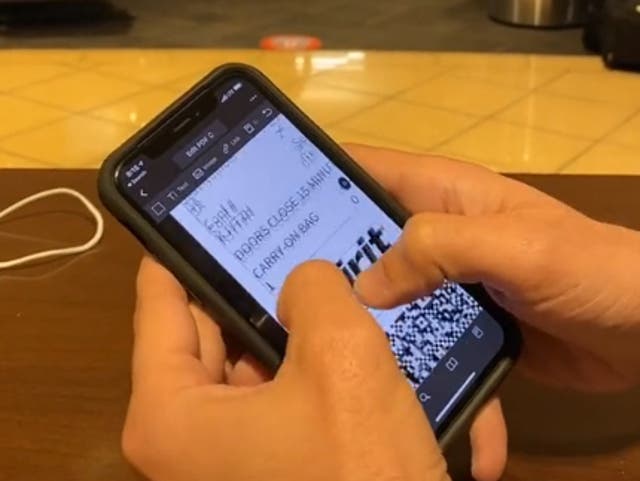 Rob K appeared to amend a digital boarding pass