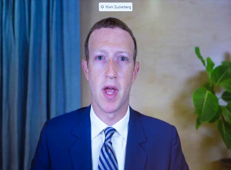 EEUU REDES SOCIALES
