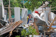 5 dead, 8 wounded in suicide bombing in Somalia's capital