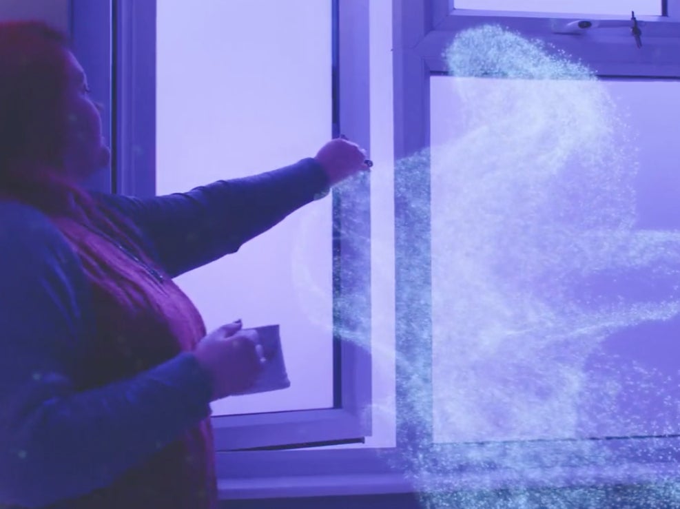 Open windows to air out infected coronavirus particles, experts advise