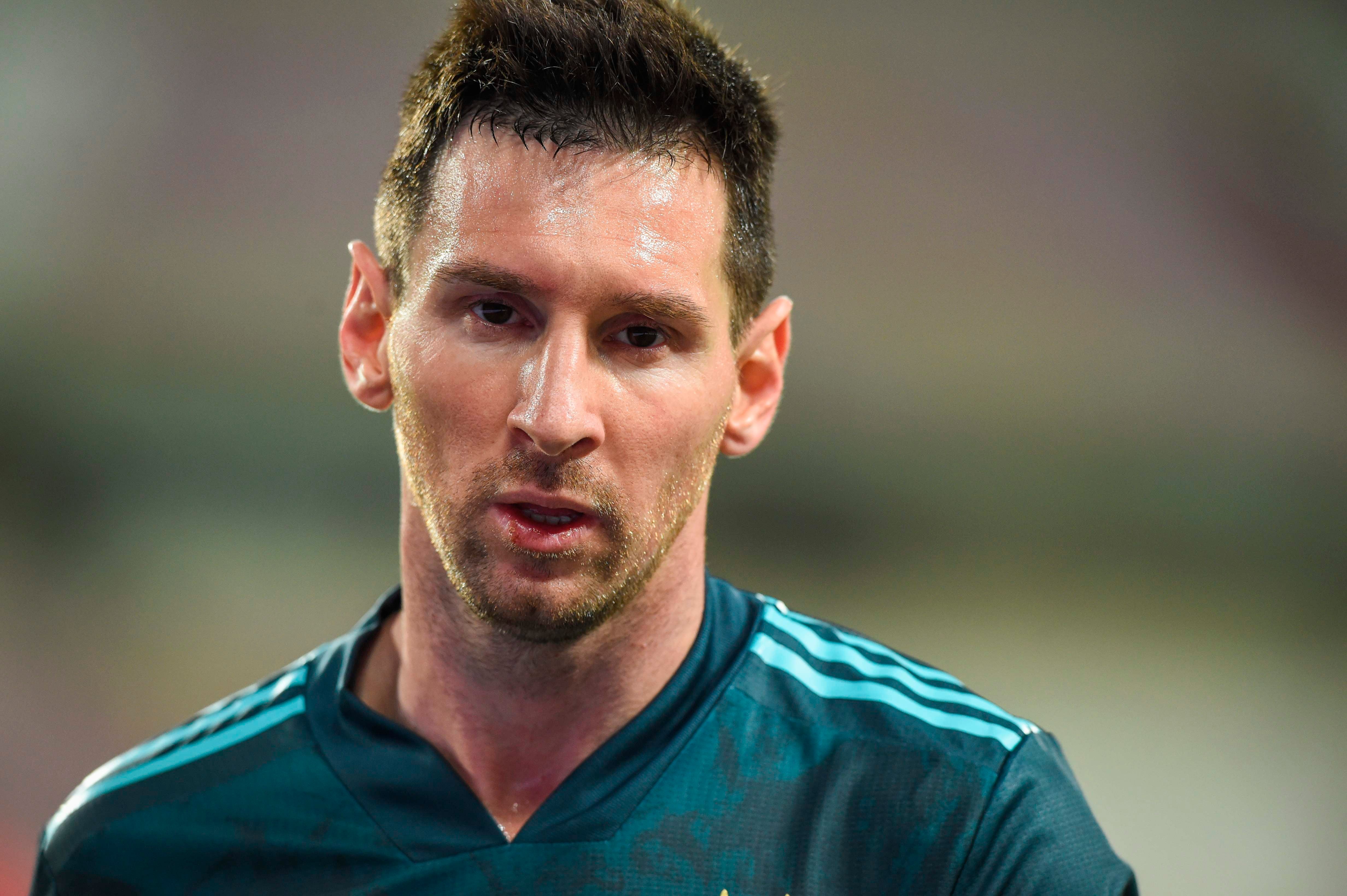 Lionel Messi resumes World Cup quest as Argentina faces Netherlands