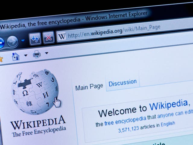 Government advisers had to use Wikipedia to get data at the very start of the coronavirus outbreak in the UK, a documentary has revealed