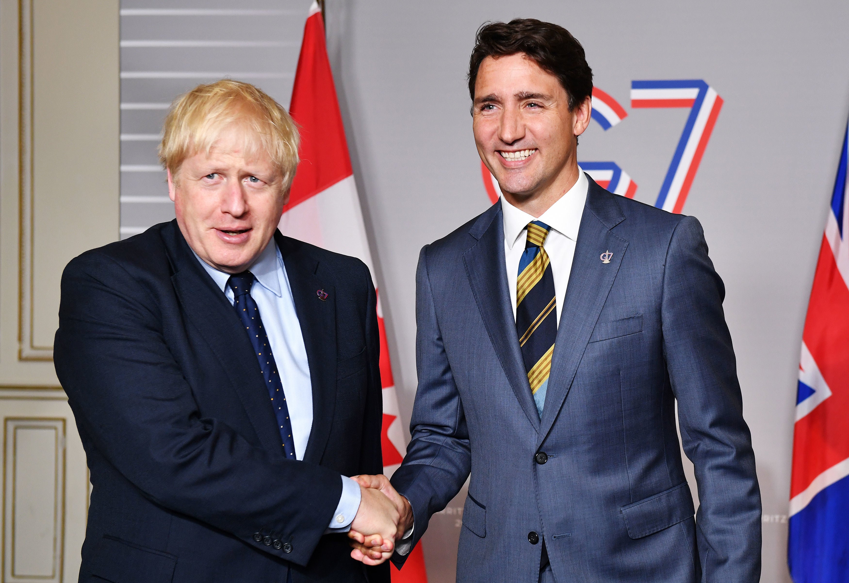 Brexit: UK and Canada agree &lsquo;rollover&rsquo; deal to continue trading on existing EU terms