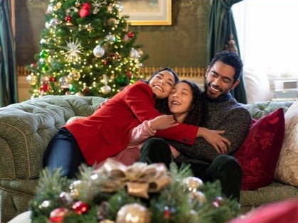 Vanessa Hudgens, Mia Lloyd and Nick Sagar in The Princess Switch 2