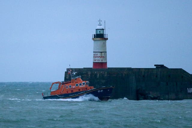 RNLI Lifeboat heads to Newhaven harbour after searching for the missing crew