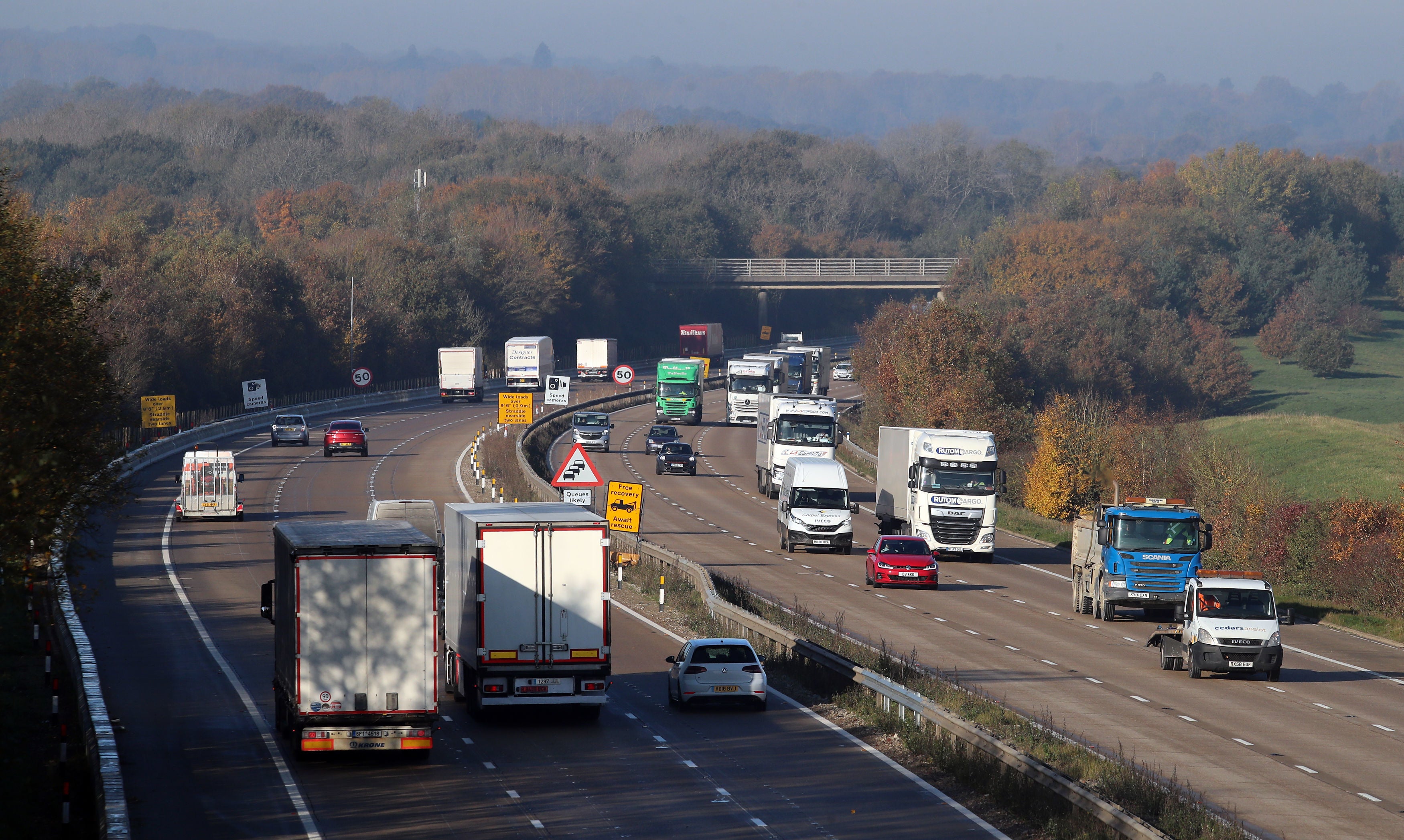 A view of the M20 motorway in Ashford, Kent