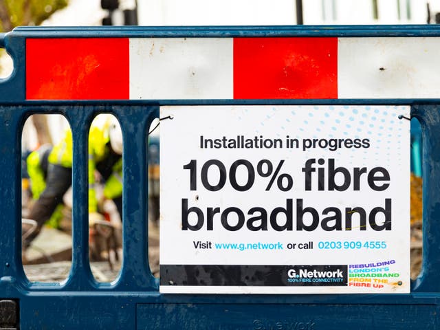 Fibre broadband requires roads to be dug up