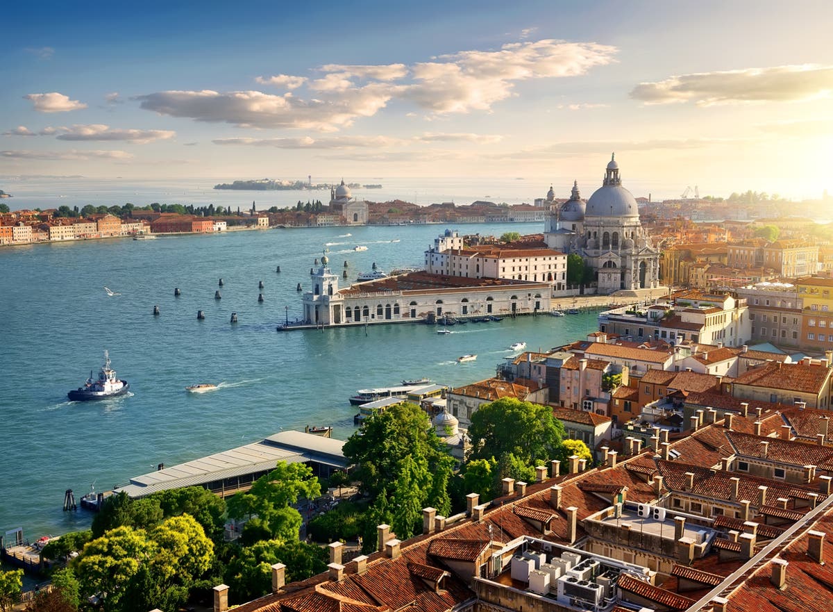 Venice postpones tourist tax again amid pandemic