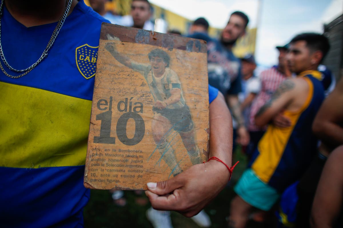 MotherSoccer on X: Diego Maradona salutes his fans at Boca Juniors (1981)  #LaBombonera #BocaJrs #BuenosAires #Argentina #Maradona   / X