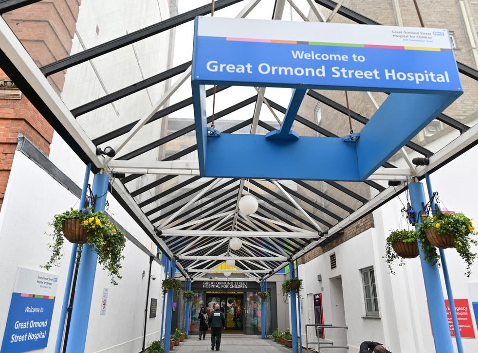 Paul Farrell worked as a porter at Great Ormond Street Hospital in London