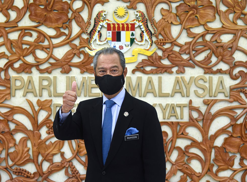 Malaysian PM gains political lifeline with budget approval
