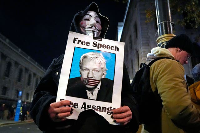 <p>Manifestación para pedir liberación de Julian Assange</p>