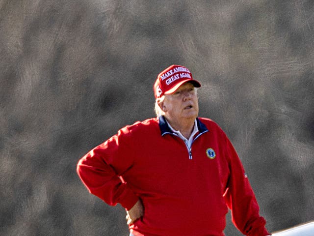 US president Donald Trump plays golf on Thanksgiving