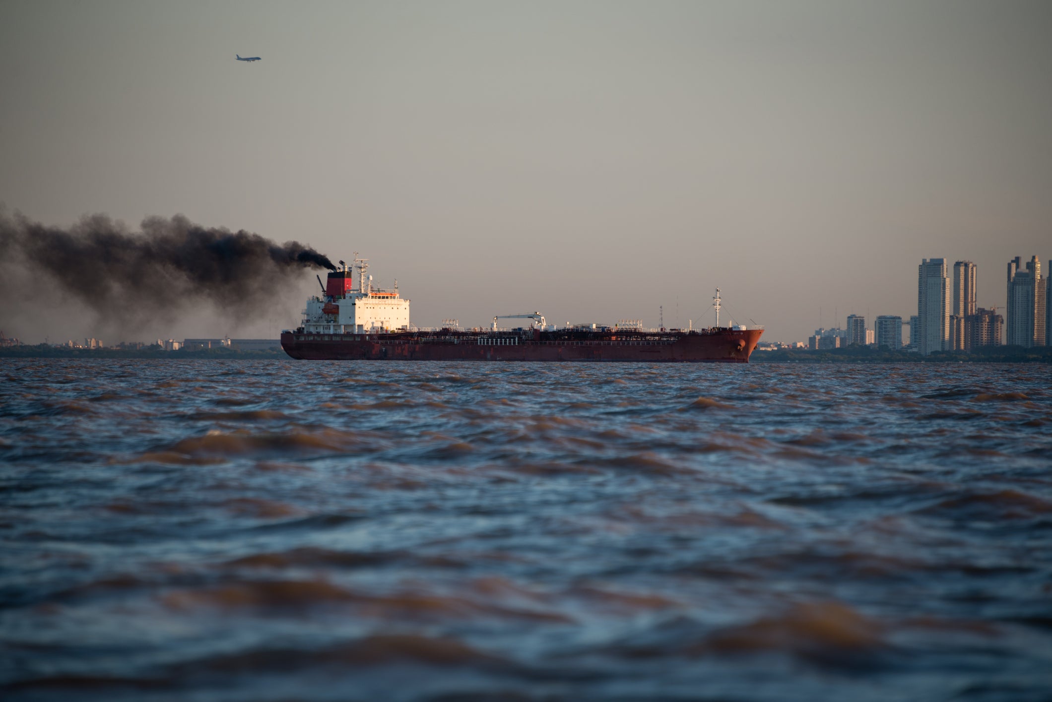 Maritime emissions are not currently counted in CO2 targets