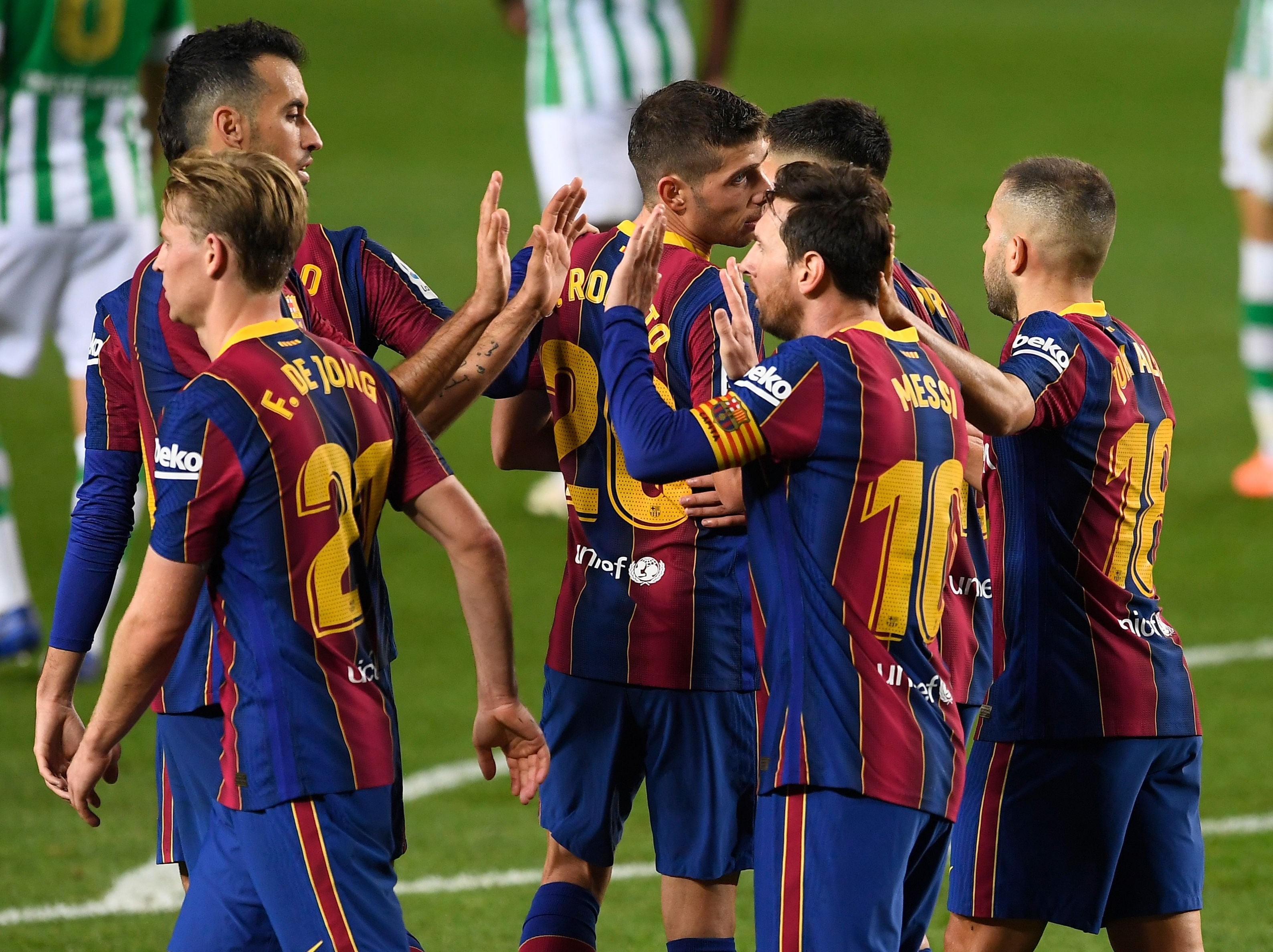 barcelona-players-agree-to-wage-cuts-worth-120m-the-independent