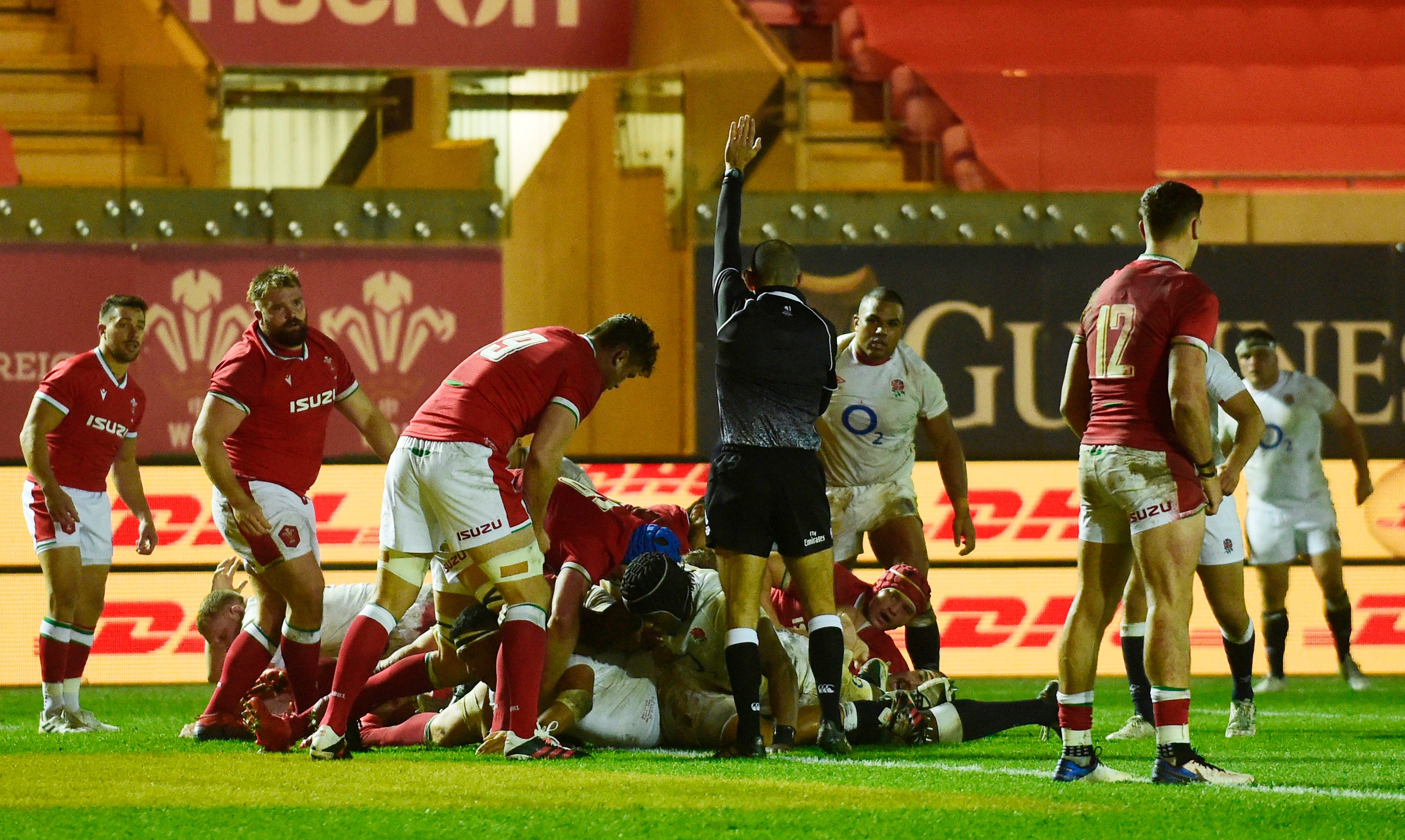 Mako Vunipola’s second-half try proved too much for Wales to come back from