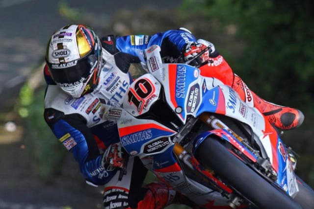 Peter Hickman won the opening RTS Superbike race at the 2019 Isle of Man TT