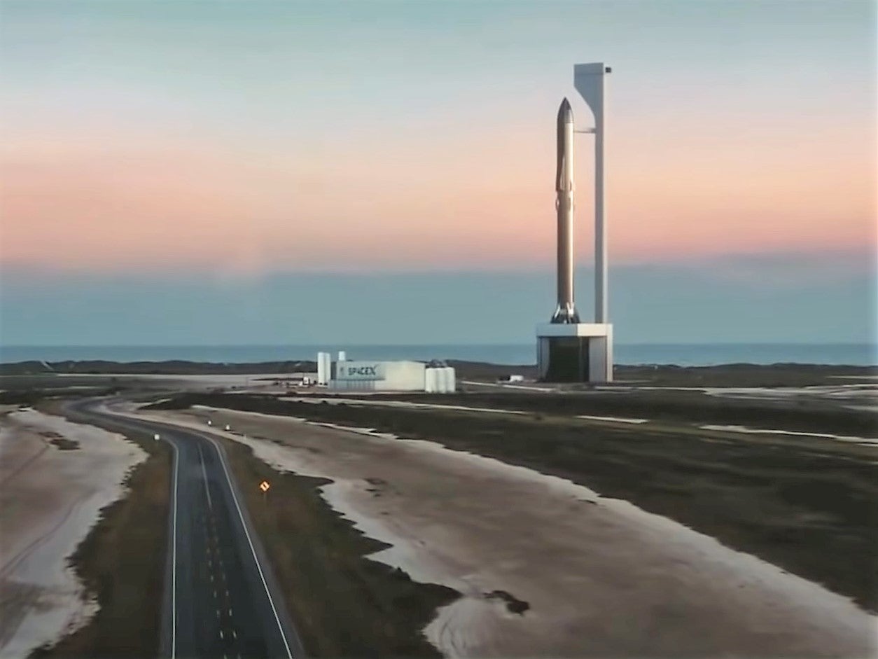 SpaceX plans to launch its Starship spacecraft 15km into the air before landing it