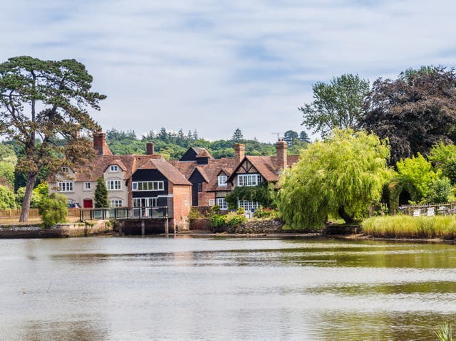 Homes in the historic Beaulieu village and river in the New Forest area of Hampshire