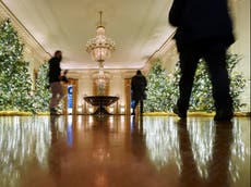 Trump to host Christmas parties with masks not mentioned on invites
