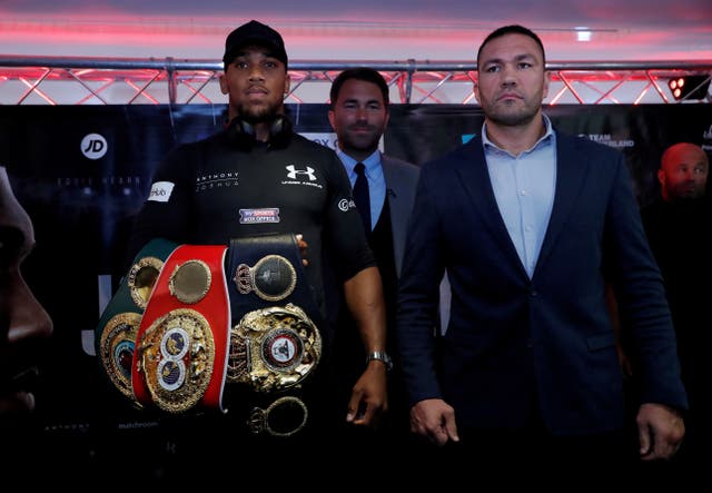 <p>Anthony Joshua and Kubrat Pulev</p>