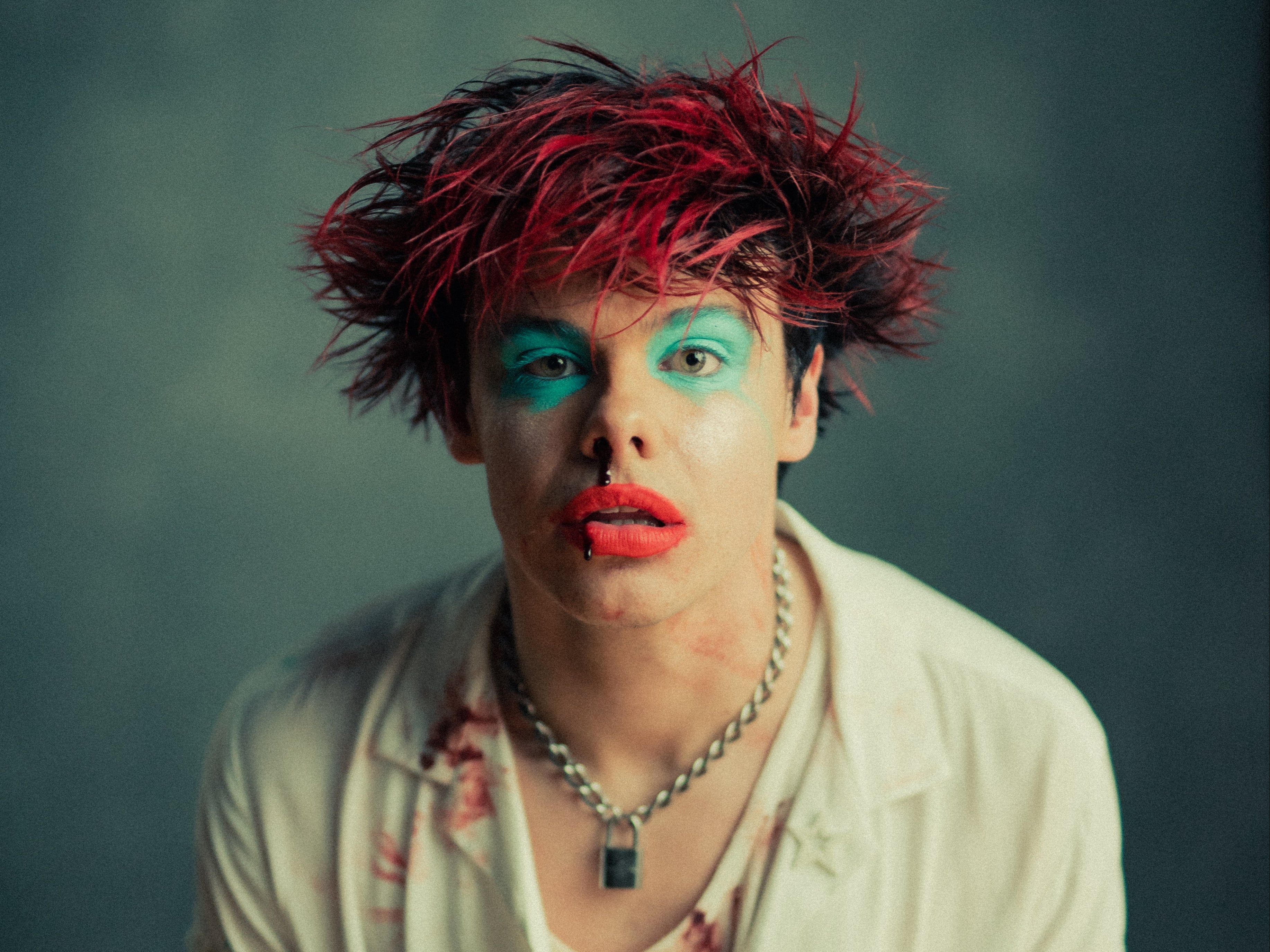 Yungblud in the video for ‘Mars’
