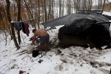 First snow, cold mean more hardship for migrants in Bosnia