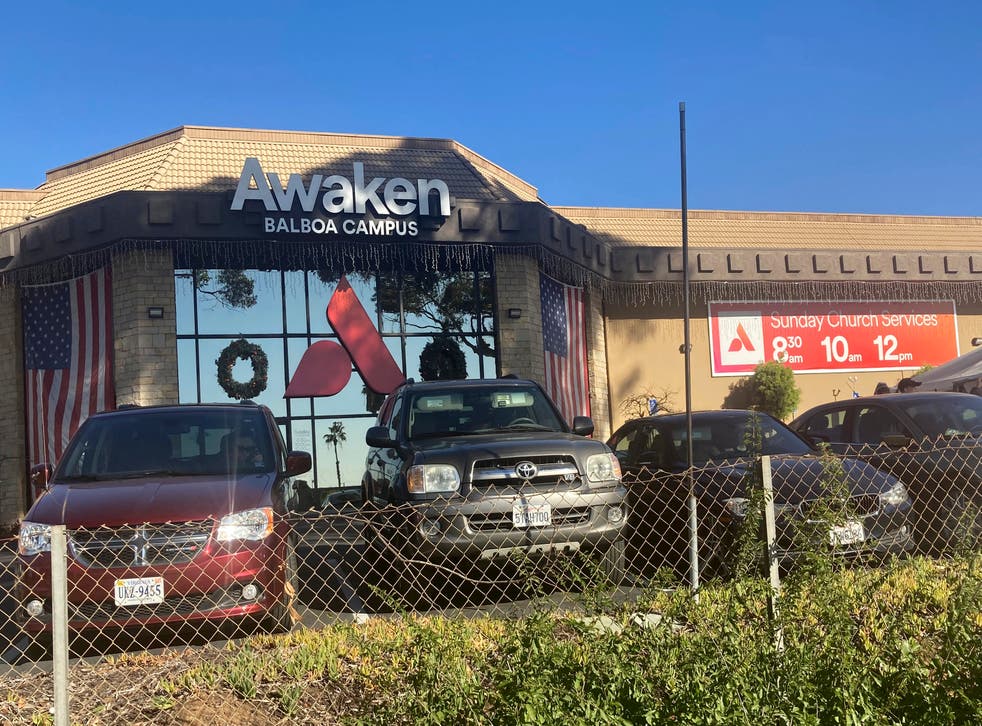 <p>Iglesia Awaken en California</p>