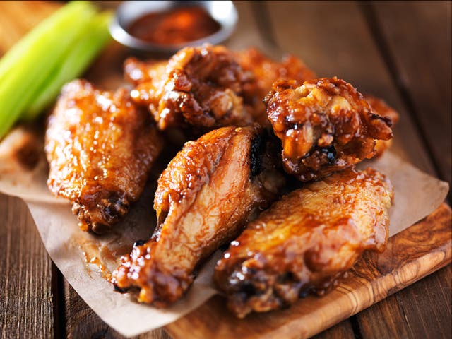 <p>Bottomless chicken wings as a substantial meal? Some pubs think so</p>