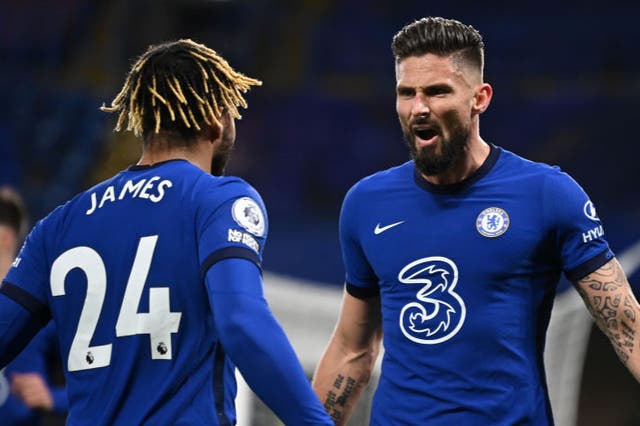 <p>Giroud celebrates with James after bringing Chelsea level</p>
