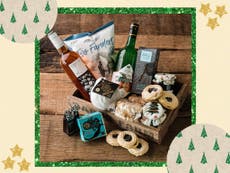 10 best Christmas food gifts anyone will love to recieve 