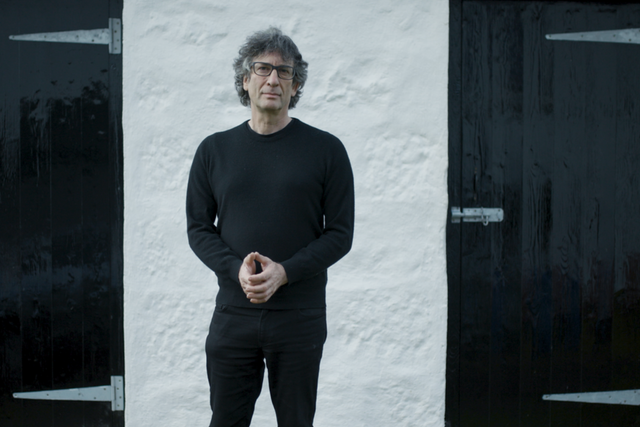<p>British author Neil Gaiman has launched a new video campaign in partnership with UNHCR to help raise funds for Syrian refugees.</p>