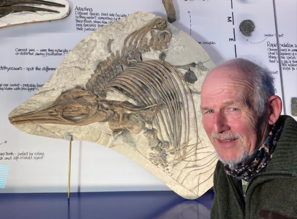 Steve Etches with the fossil of the Etches sea dragon